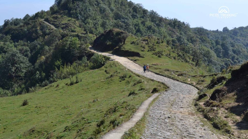 picos de europa trekking